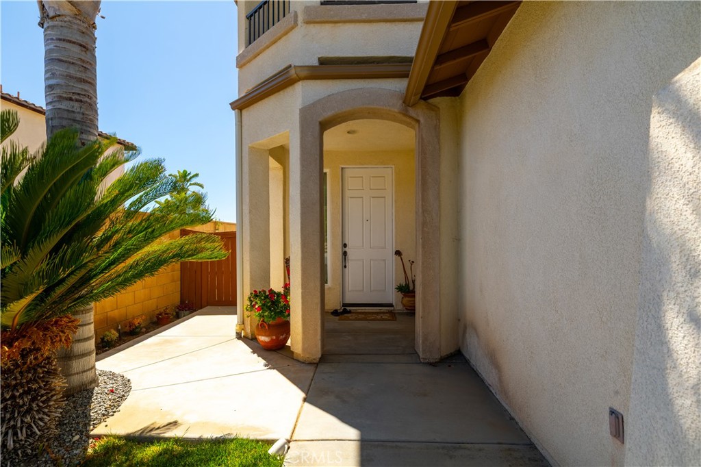 44839 Mumm Street Temecula, CA 92592 - Photo 5 of 42