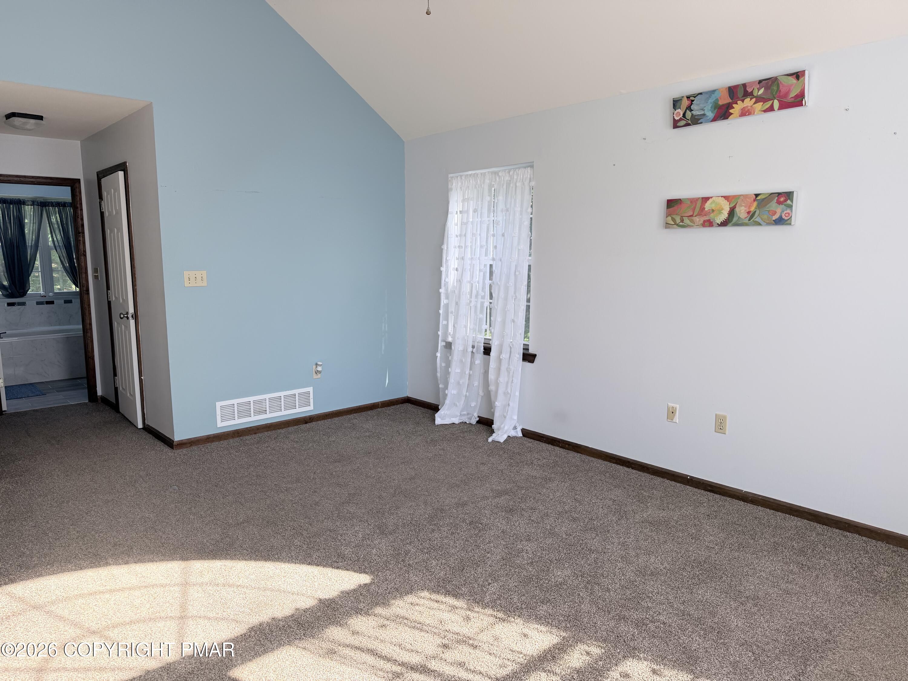 5191 Spring Drive Swiftwater, PA 18370 - Photo 12 of 42 IMG_1007 (1)