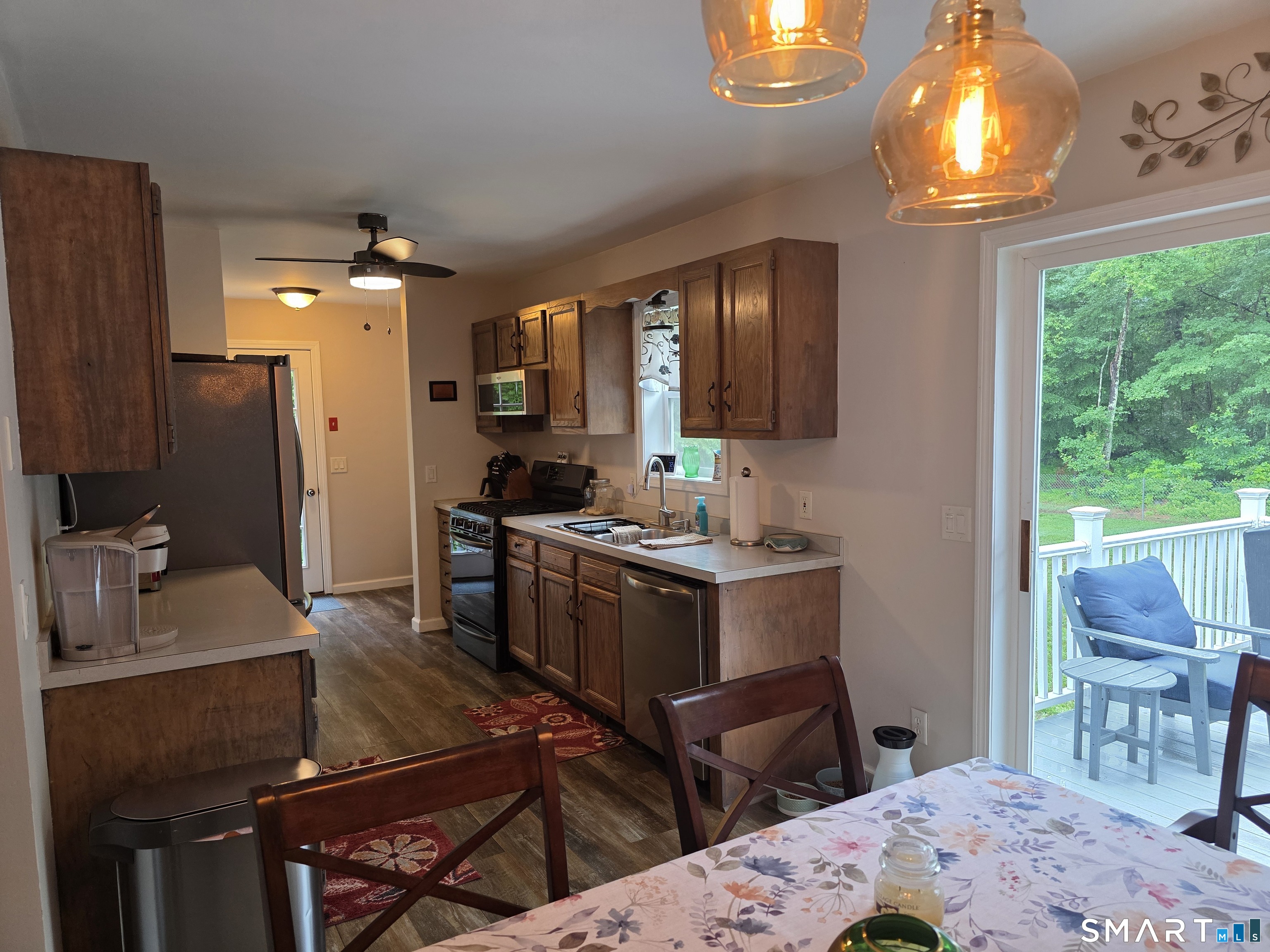 29 Bingham Road Canterbury, CT 06331 - Photo 6 of 37