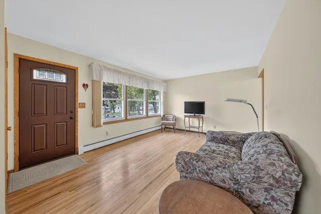 $279,900 | 3955 Oak Park Circle Southeast, Rochester, MN 55904