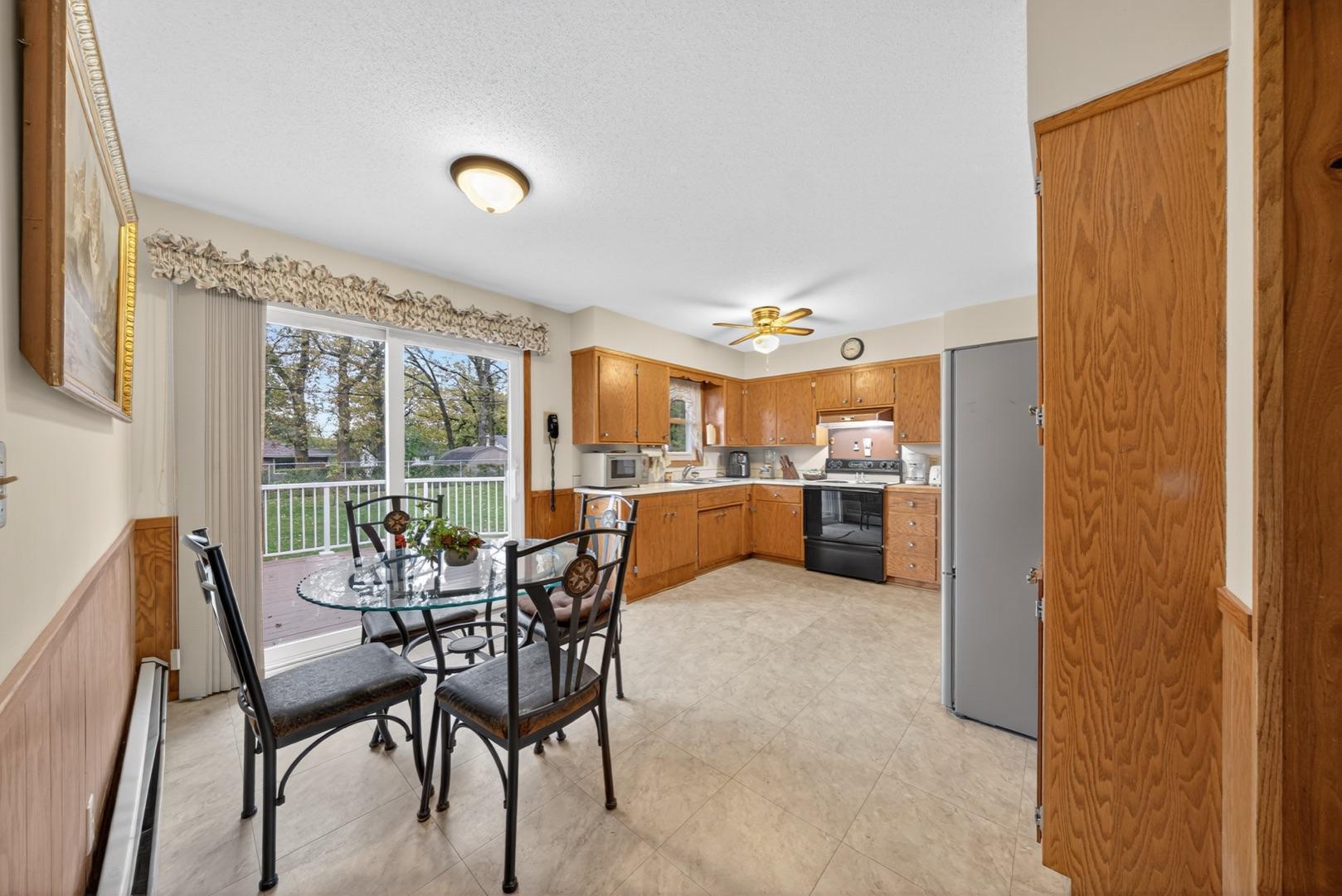 3955 Oak Park Circle Southeast Rochester, MN 55904 - Photo 5 of 28