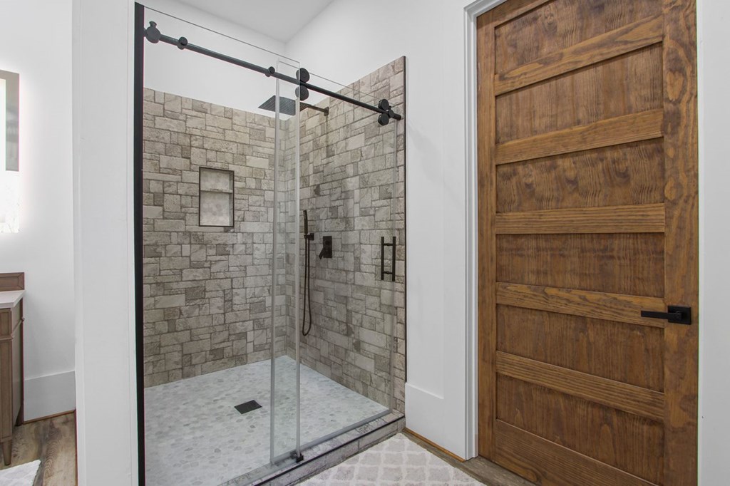 2086 Burnt Mountain Road Ellijay, GA 30536 - Photo 13 of 47 a bathroom with a shower