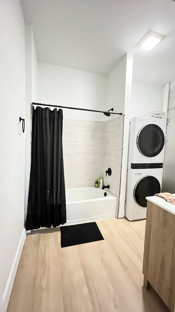 2086 Burnt Mountain Road Ellijay, GA 30536 - Photo 40 of 47 a bathroom with a bathtub and a shower