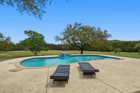 $1,075,000 | 900 Canyonwood Drive, Dripping Springs, TX 78620