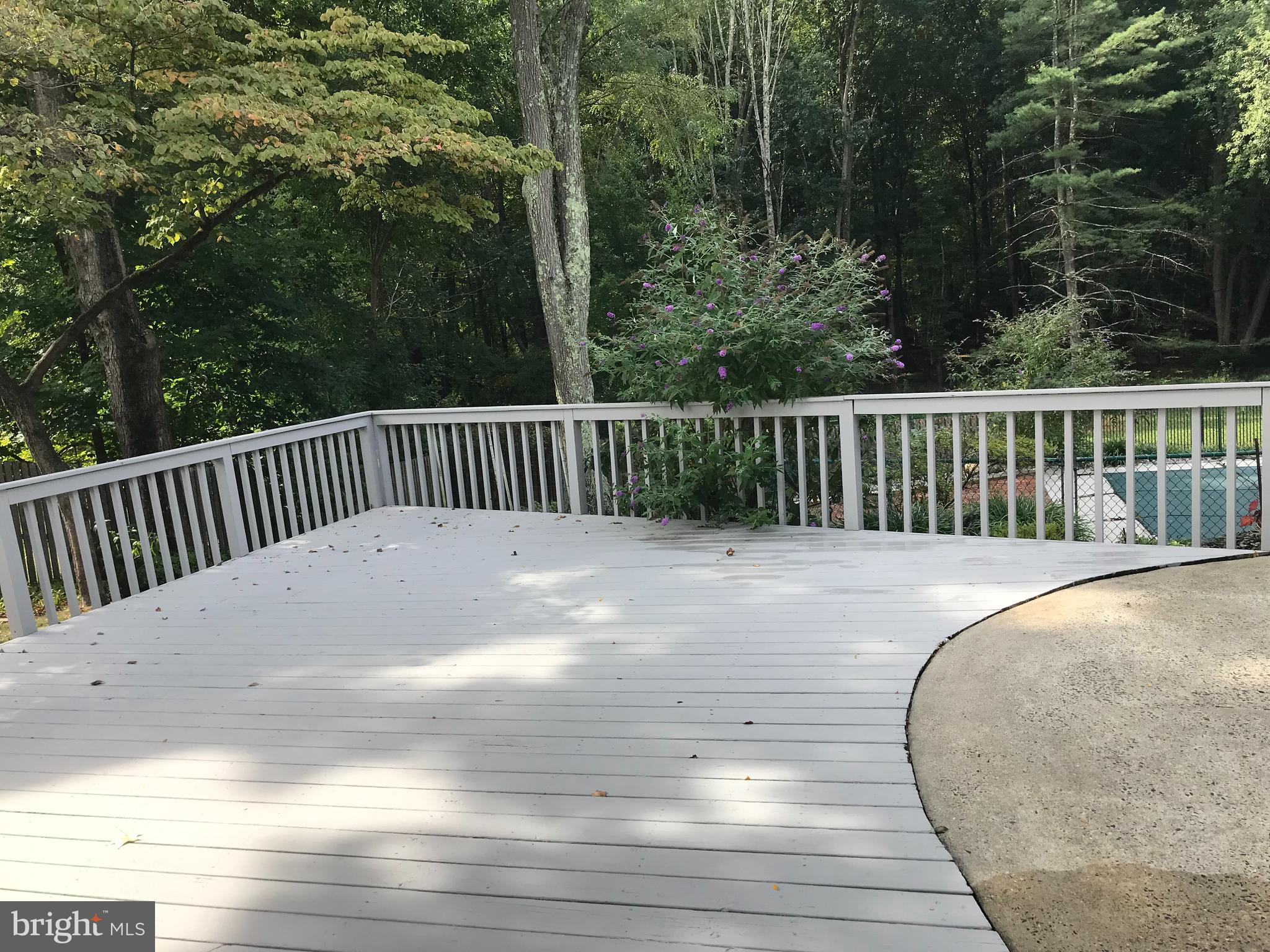 567 Nancy Road Yardley, PA 19067 - Photo 28 of 34 Deck