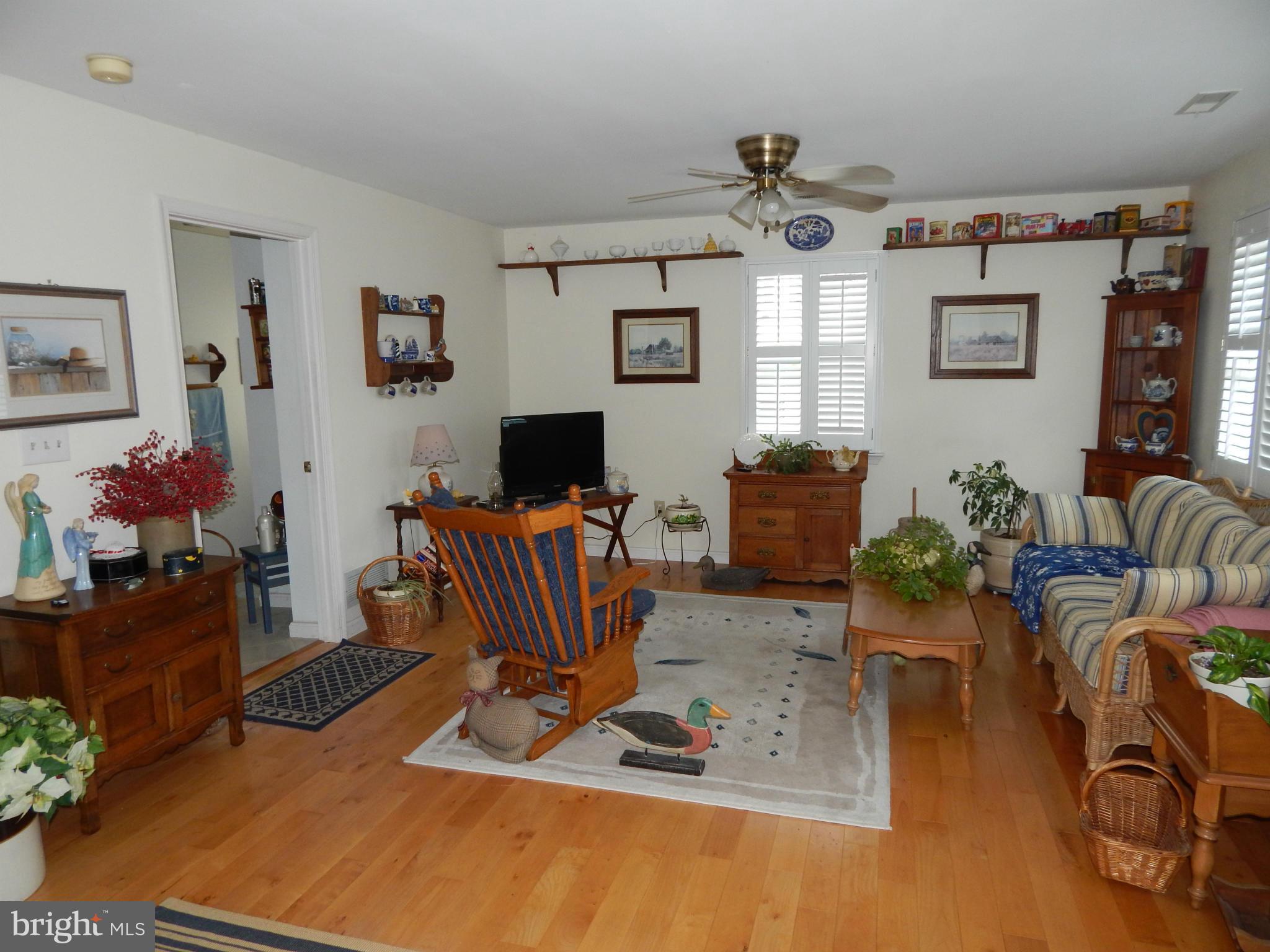12936 Community Road Baltimore, MD 21220 - Photo 14 of 29 Interior (General)