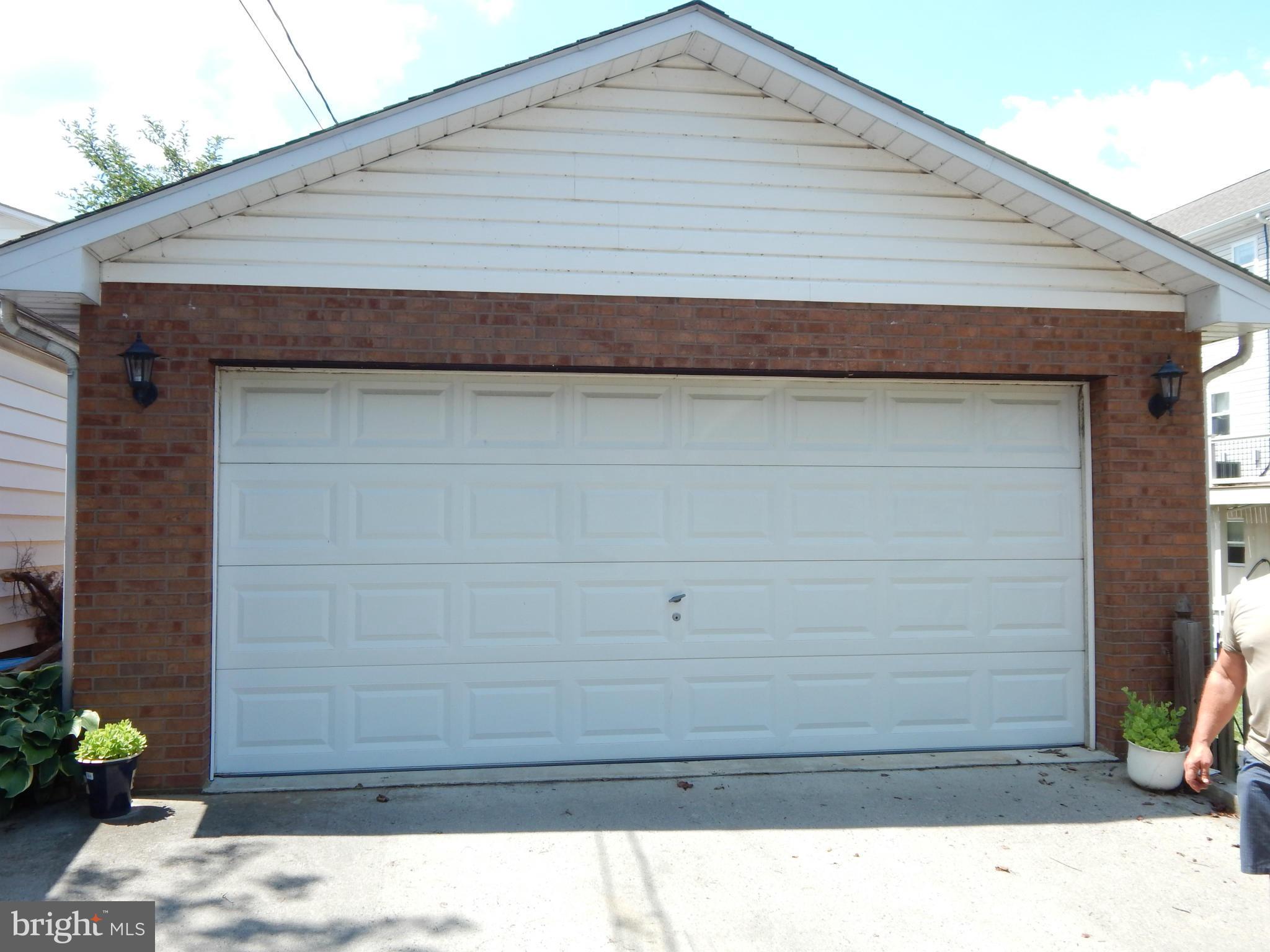 12936 Community Road Baltimore, MD 21220 - Photo 6 of 29 Exterior (Front)