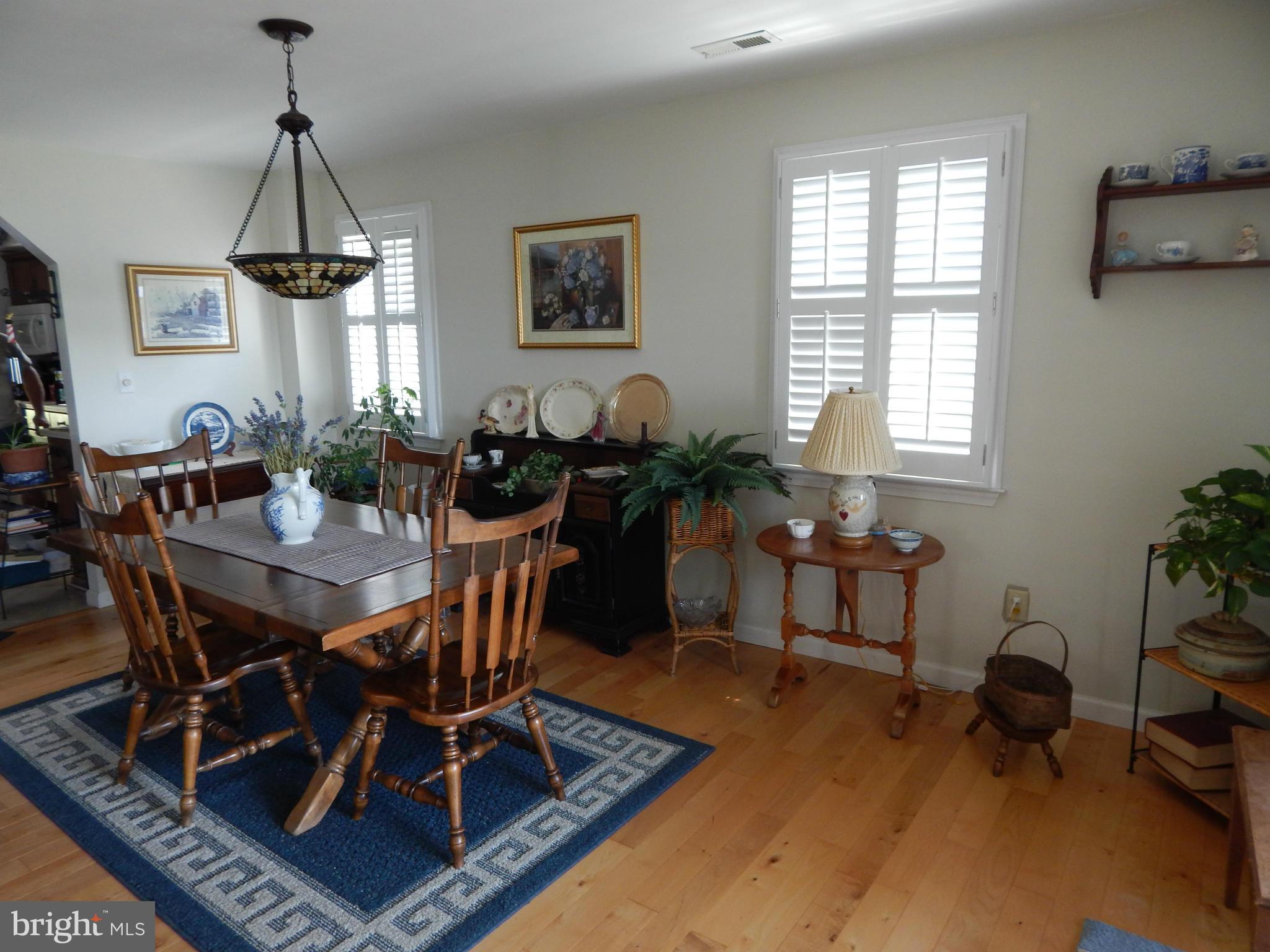 12936 Community Road Baltimore, MD 21220 - Photo 10 of 29 Dining Room