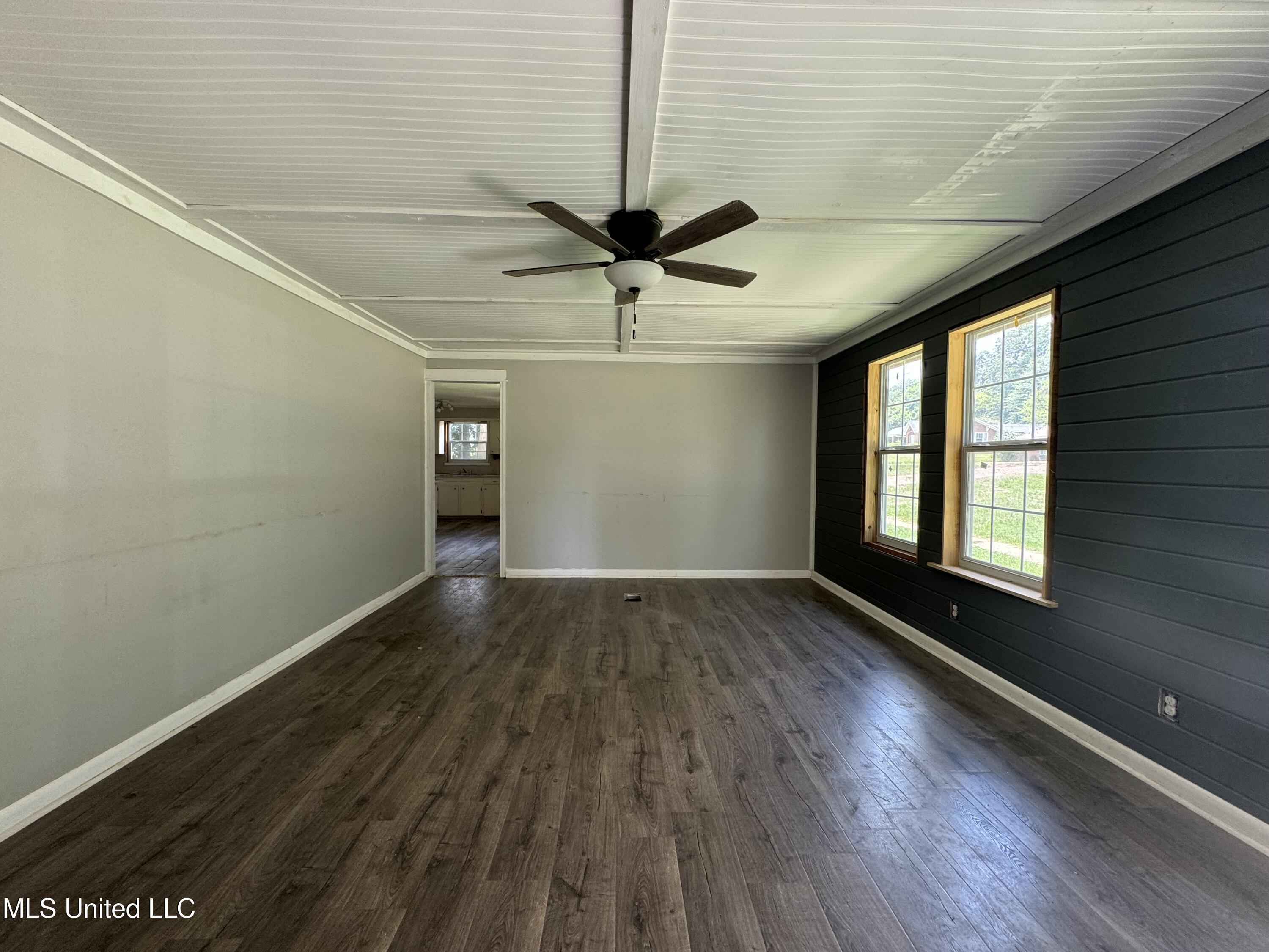 1050 Beech Street Wesson, MS 39191 - Photo 2 of 11 IMG_5412
