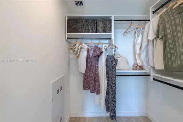 $11,750 | 3900 Alton Road, Unit 625, Miami Beach, FL 33140