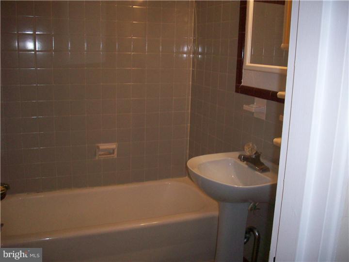 1830 Rhawn Street Philadelphia, PA 19111 - Photo 4 of 10 Gallery Image 4
