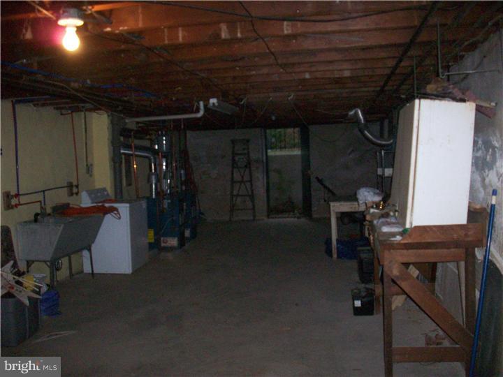 1830 Rhawn Street Philadelphia, PA 19111 - Photo 6 of 10 Gallery Image 6