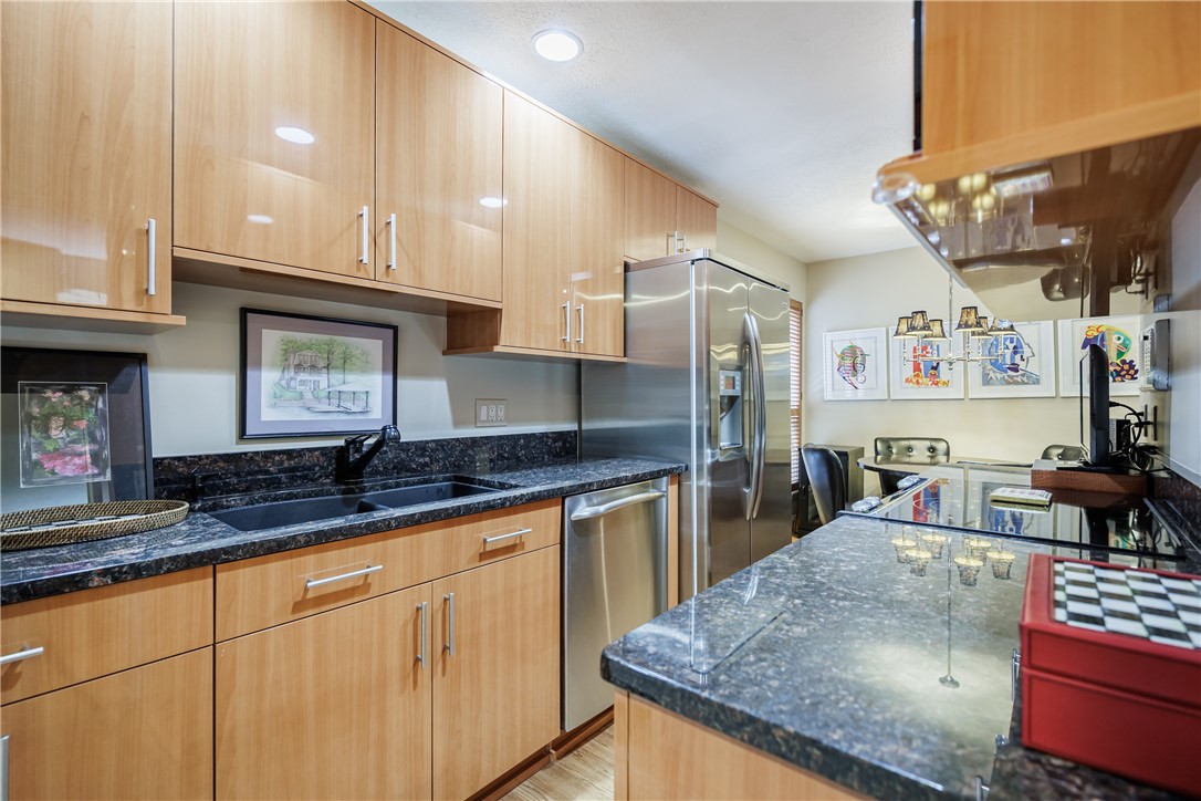 1599 East Avenue Rochester, NY 14610 - Photo 15 of 39