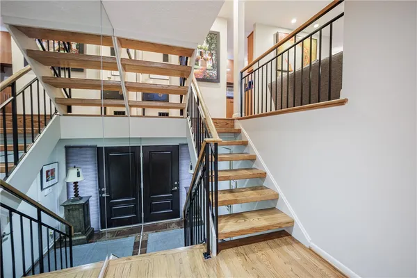 $475,000 | 1599 East Avenue, Rochester, NY 14610