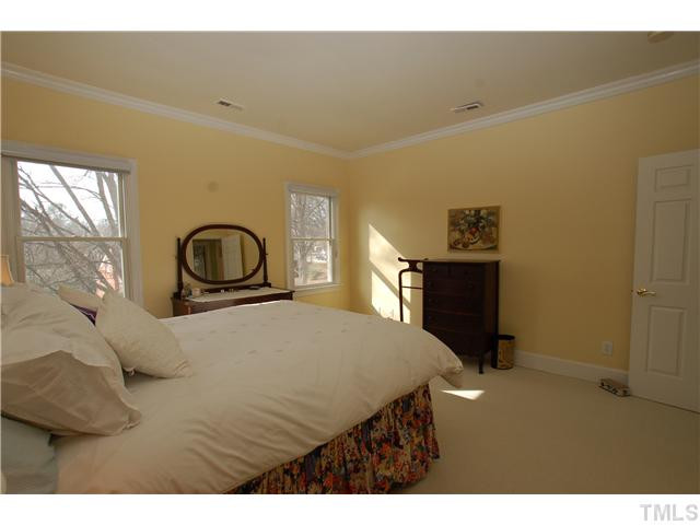 1612 Oberlin Road, Unit 5 Raleigh, NC 27608 - Photo 15 of 25 Master Suite with bath, separate shower, walkin closet , double vanity, new carpet. Master Bedroom