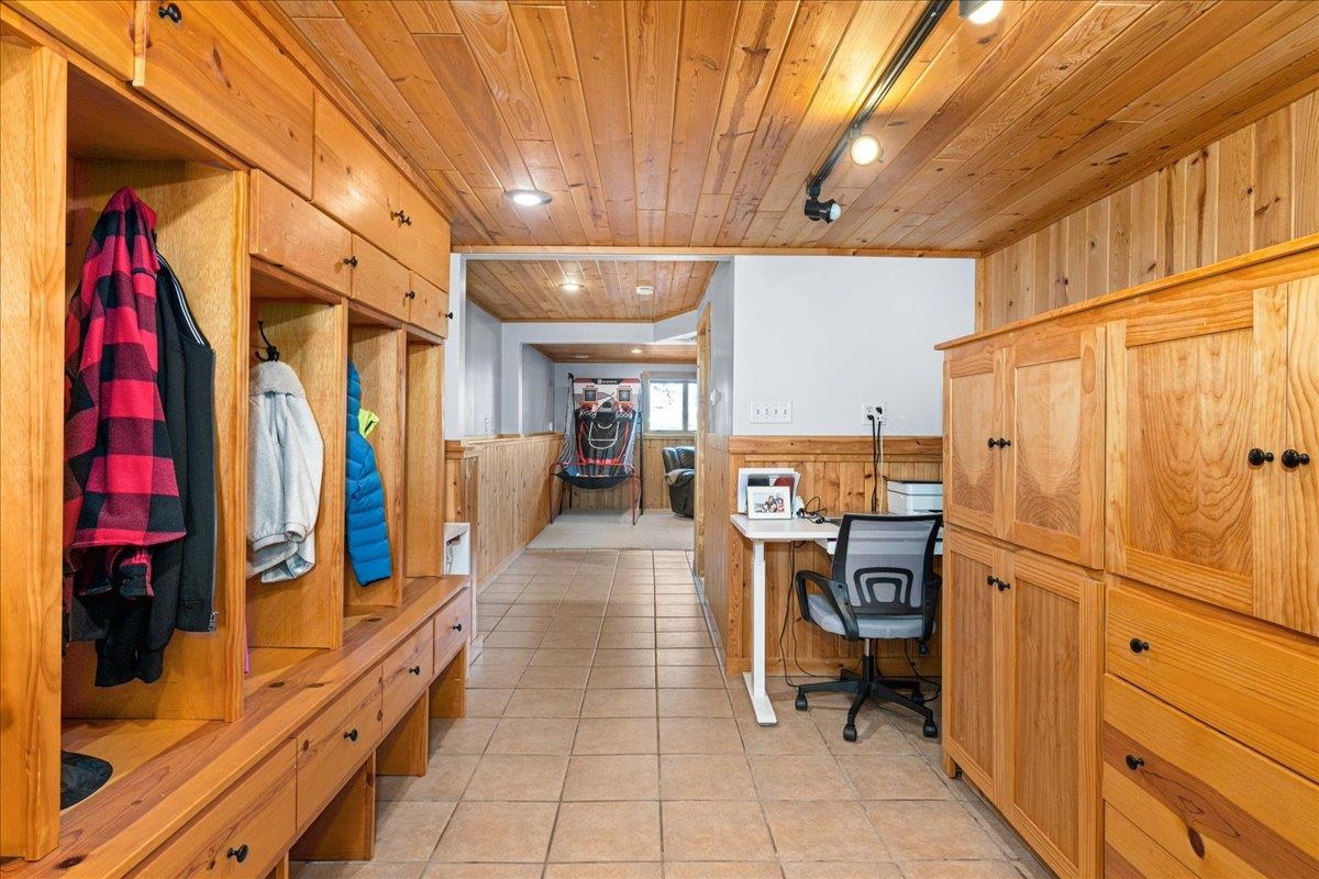 816 15th Avenue Two Harbors, MN 55616 - Photo 28 of 43