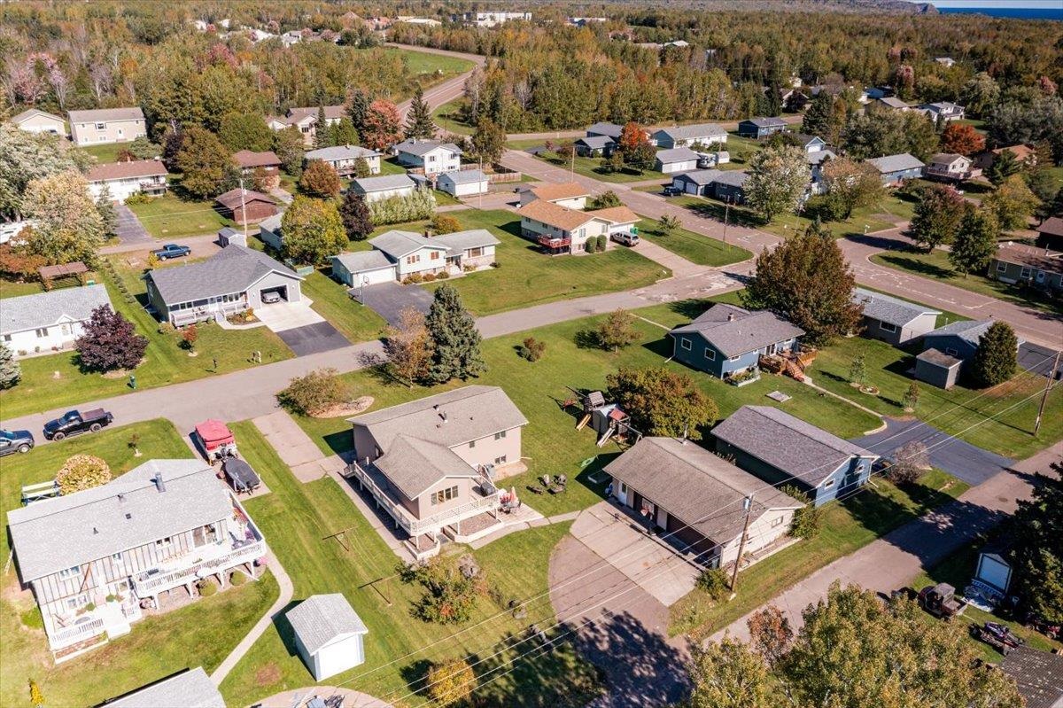 816 15th Avenue Two Harbors, MN 55616 - Photo 42 of 43