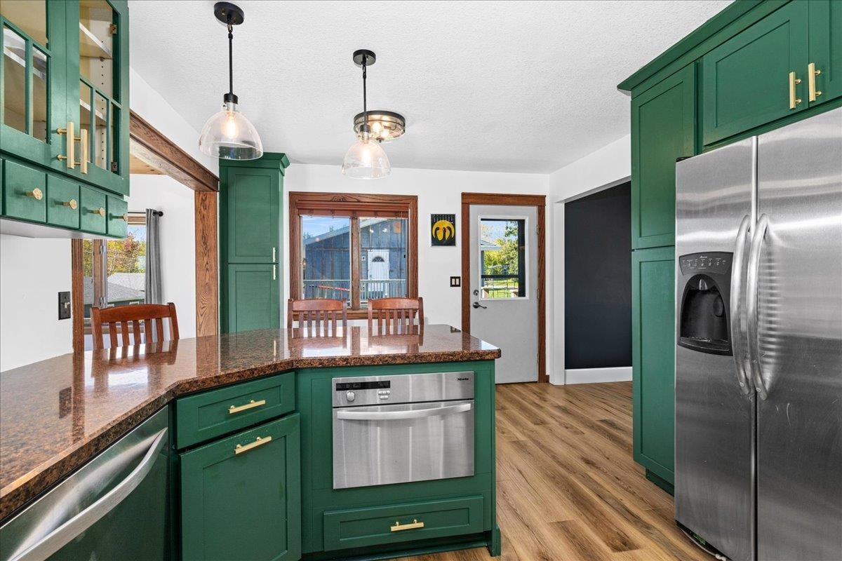 816 15th Avenue Two Harbors, MN 55616 - Photo 6 of 43