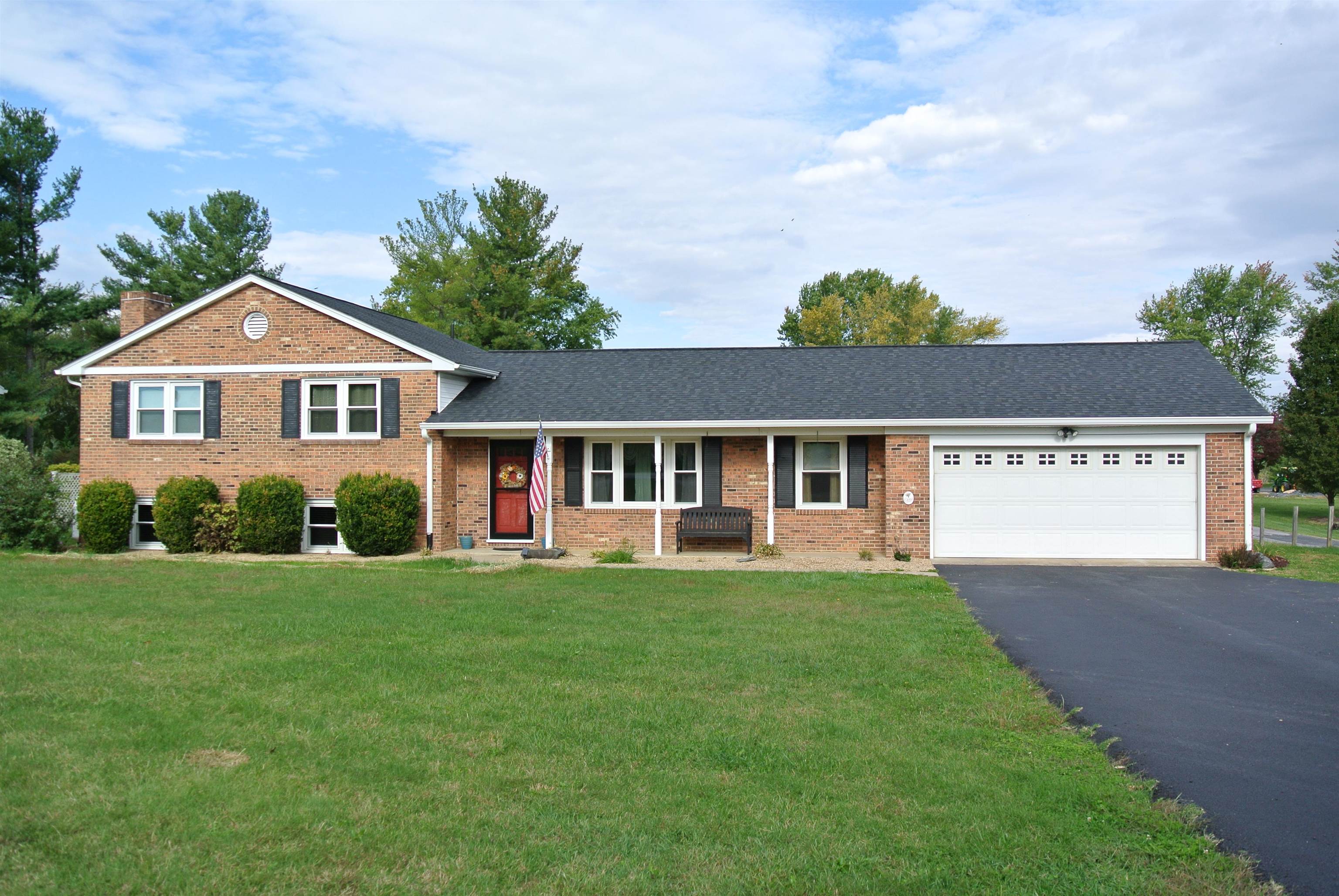 926 Cattle Scales Road Waynesboro, VA 22980 - Photo 5 of 75 Gallery Image 5