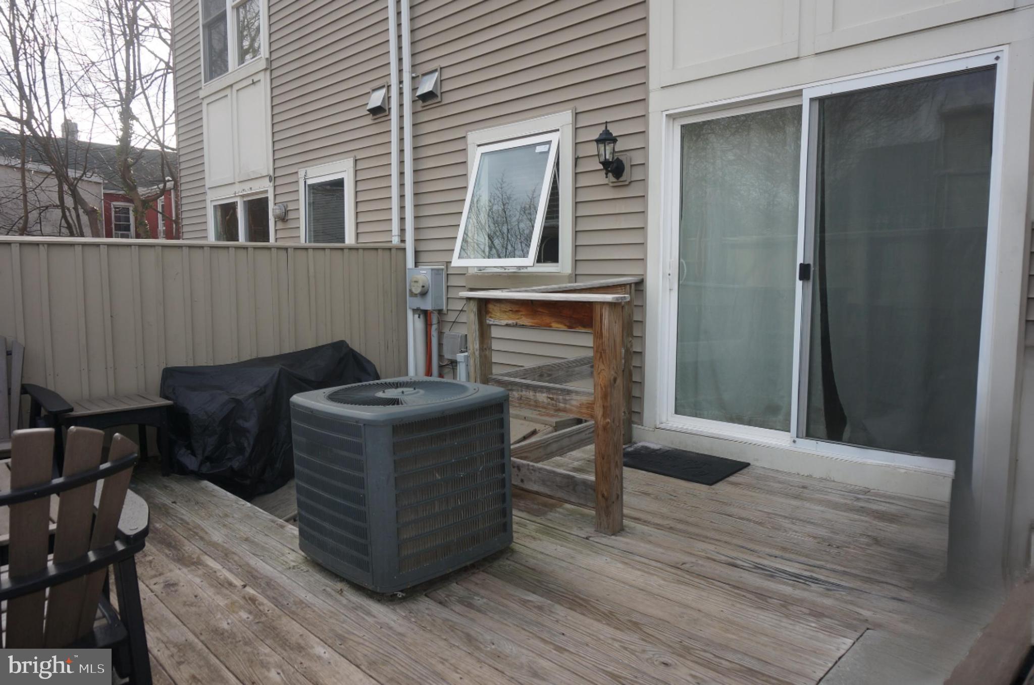 429 Locust Street Lancaster, PA 17602 - Photo 17 of 19