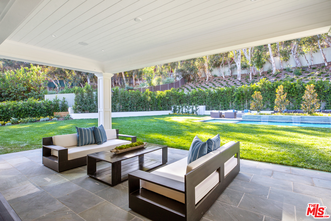 829 Greentree Road Pacific Palisades, CA 90402 - Photo 12 of 50