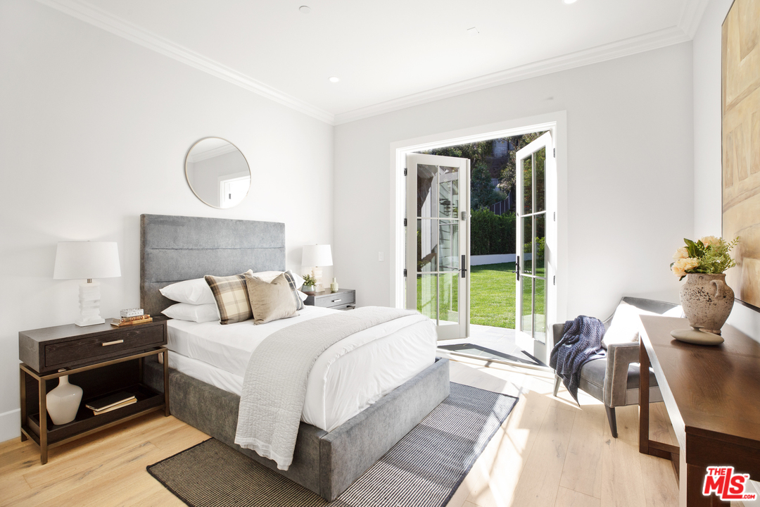 829 Greentree Road Pacific Palisades, CA 90402 - Photo 21 of 50