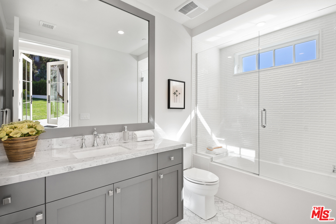 829 Greentree Road Pacific Palisades, CA 90402 - Photo 22 of 50