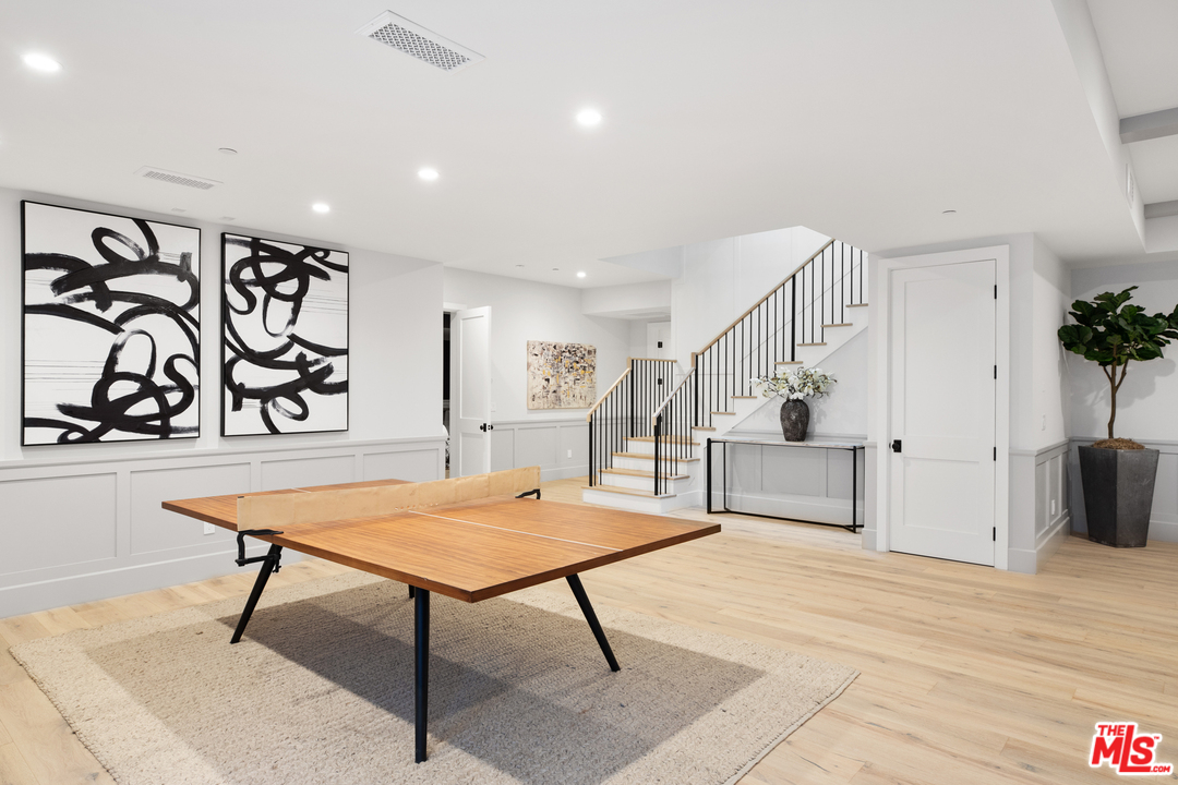 829 Greentree Road Pacific Palisades, CA 90402 - Photo 43 of 50