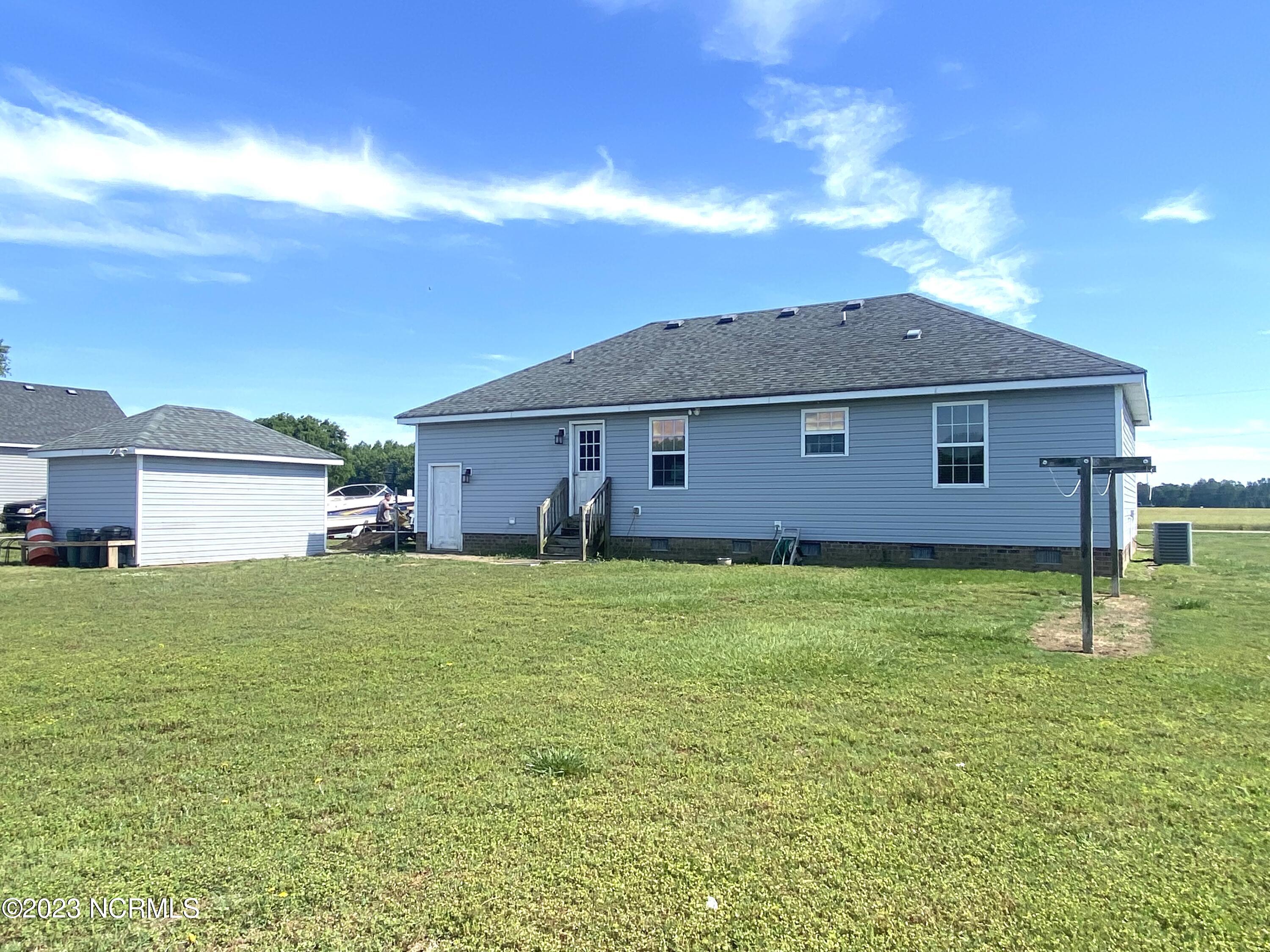 235 South Currituck Road Currituck, NC 27929 - Photo 2 of 11 950E430C-7FED-4DCF-90E6-C30F3D9A33DC
