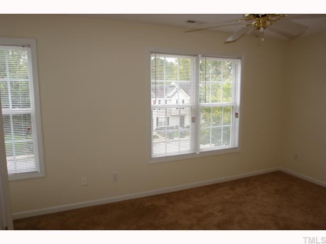 2242 Violet Court Raleigh, NC 27610 - Photo 7 of 10 Gallery Image 7