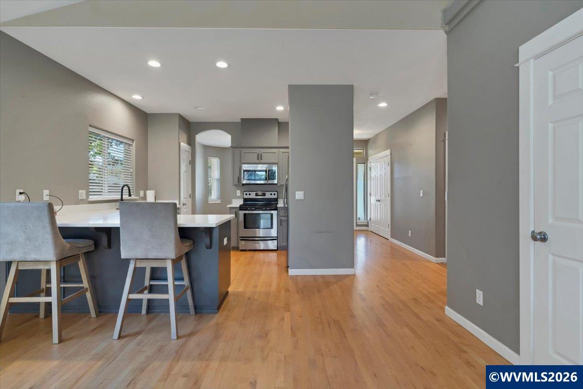 284 Southwest Wyatt Street Dallas, OR 97338 - Photo 12 of 38