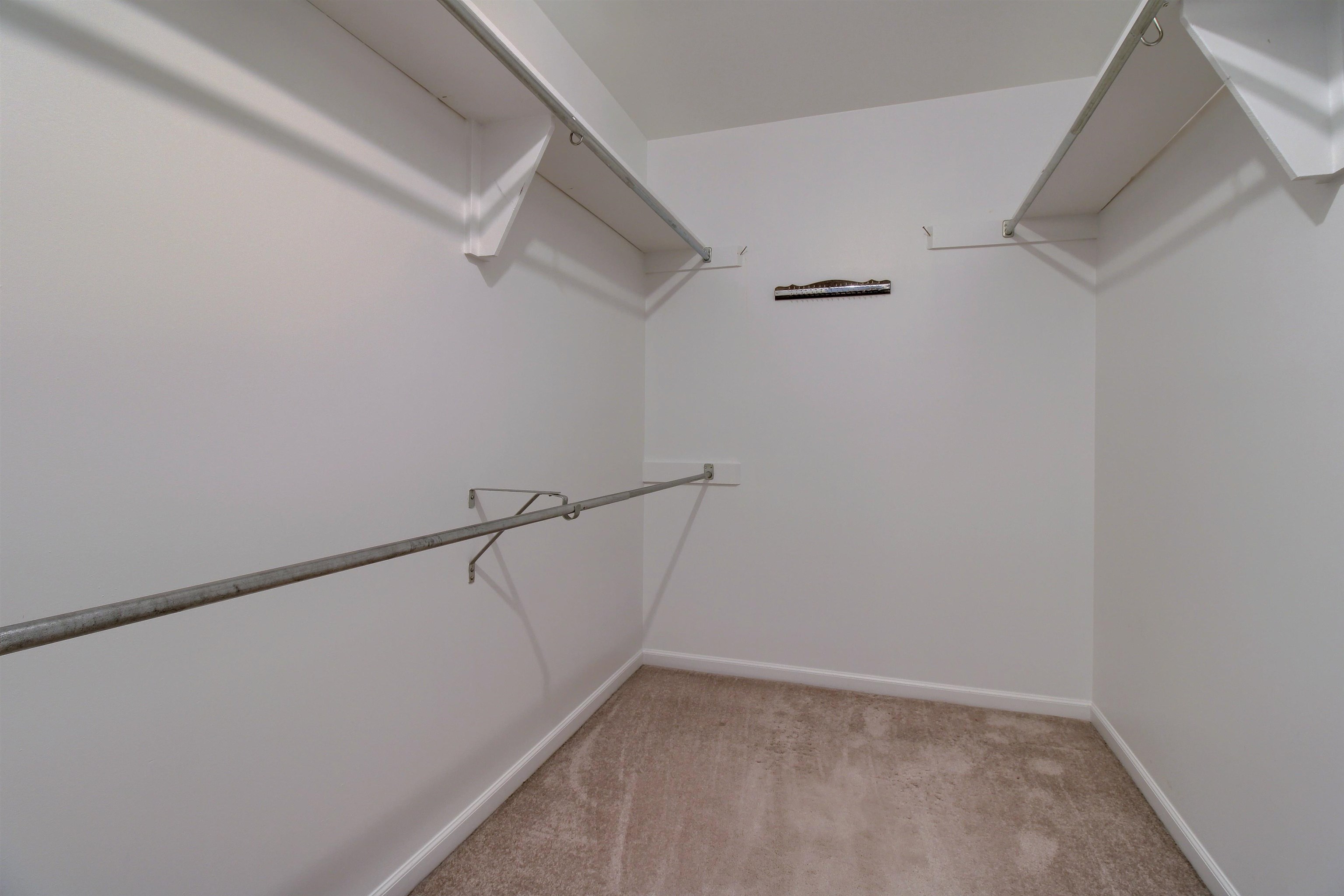 769 Snowmass Drive Rochester, MI 48309 - Photo 23 of 41 50178730-68b4689b-d4ec-417c-8dad-e452c53e2a82.JPG