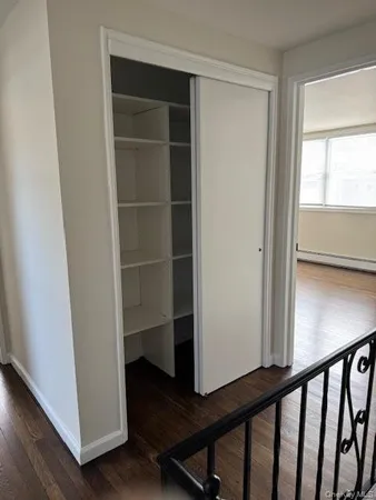 $3,000 | 1 Gilbert Avenue, Unit 6, Smithtown, NY 11787