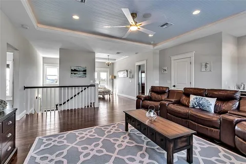 $3,950,000 | 718 Key Royale Drive, Holmes Beach, FL 34217