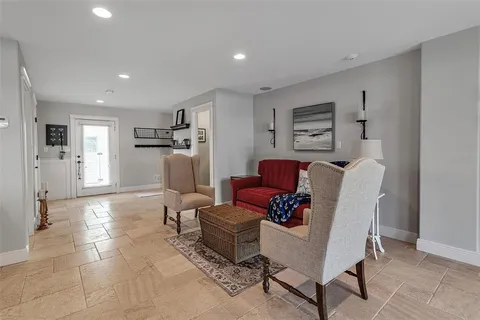 $3,950,000 | 718 Key Royale Drive, Holmes Beach, FL 34217