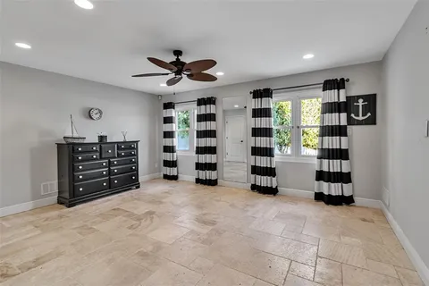 $3,950,000 | 718 Key Royale Drive, Holmes Beach, FL 34217