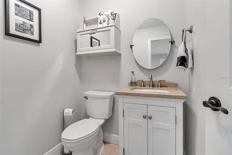 $3,950,000 | 718 Key Royale Drive, Holmes Beach, FL 34217