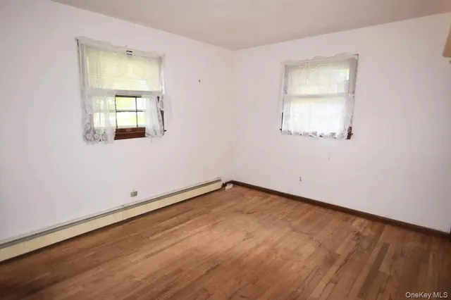 $510,000 | 190 South Dunton Avenue, East Patchogue, NY 11772