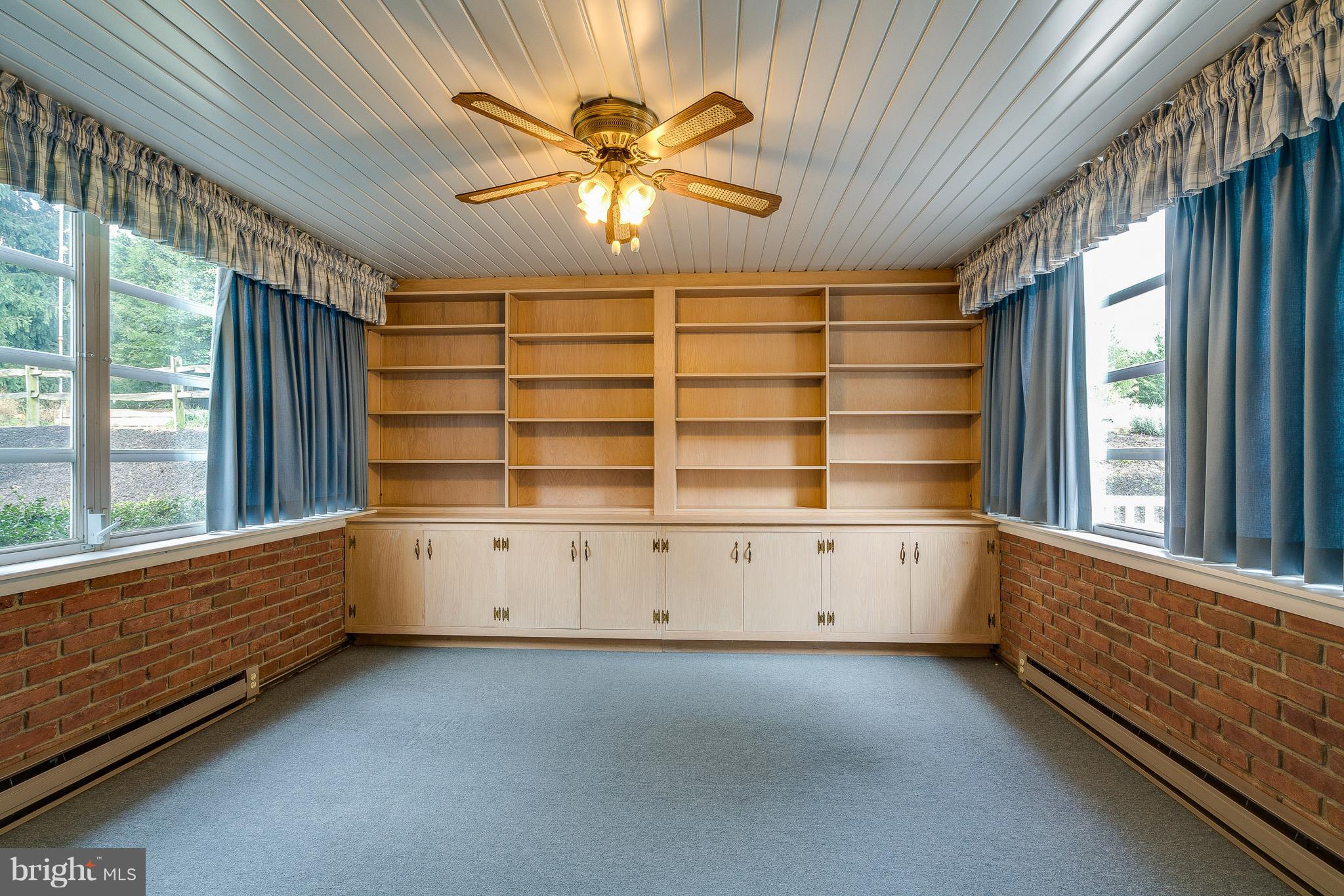 13 Countryside Lane Lititz, PA 17543 - Photo 29 of 34 Sunroom
