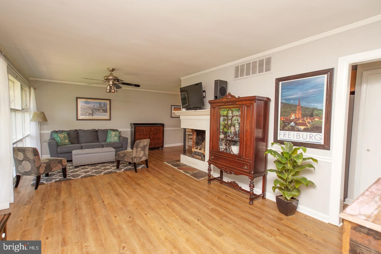 1221 Cedar Road Ambler, PA 19002 - Photo 3 of 21 Gallery Image 3