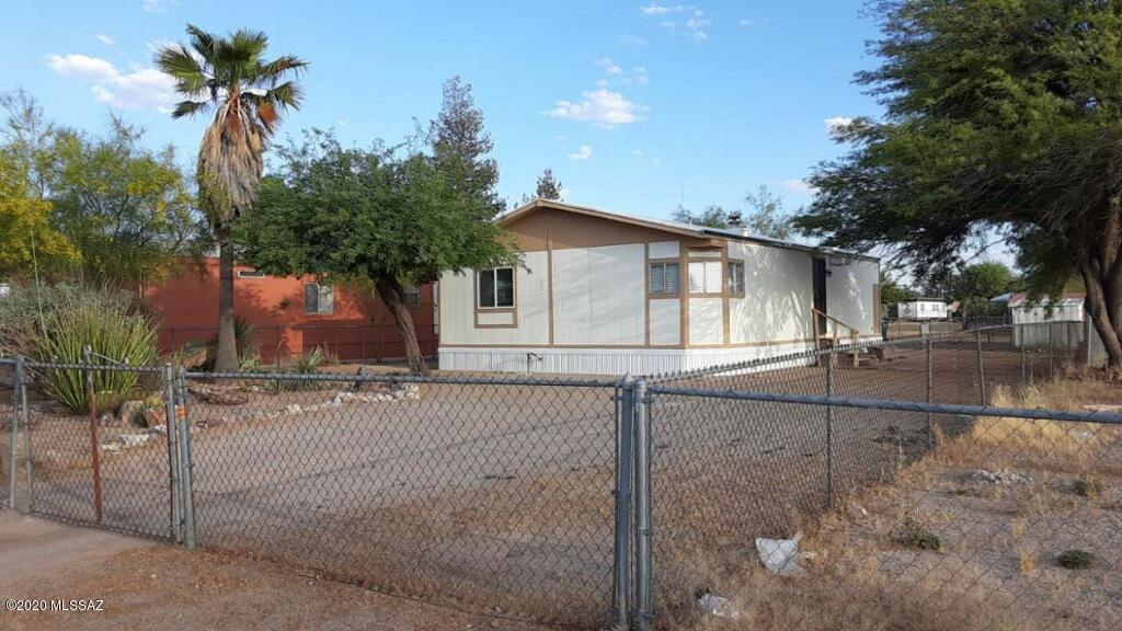 2741 West Curtis Road Tucson, AZ 85705 - Photo 12 of 14 curtis fenced yard