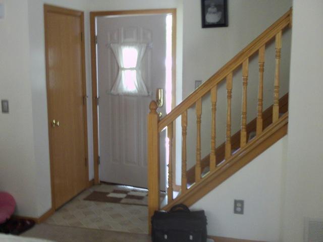 2231 Margo Road Columbus, OH 43229 - Photo 3 of 6 Gallery Image 3