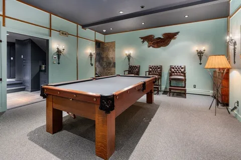 $3,950,000 | 4 Claybrook Road, Dover, MA 02030