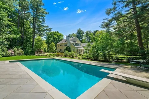 $3,950,000 | 4 Claybrook Road, Dover, MA 02030