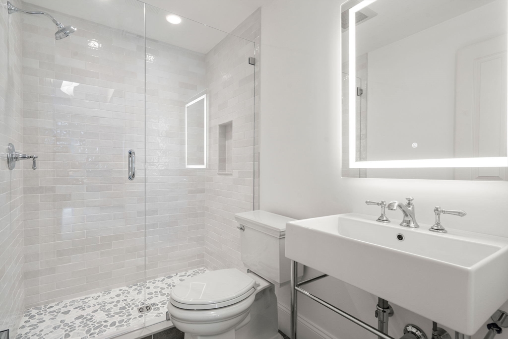 4 Claybrook Road Dover, MA 02030 - Photo 32 of 42