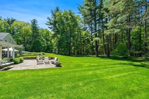 $3,950,000 | 4 Claybrook Road, Dover, MA 02030