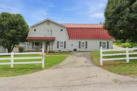 $950,000 | 5717 Maudina Avenue, Nashville, TN 37209