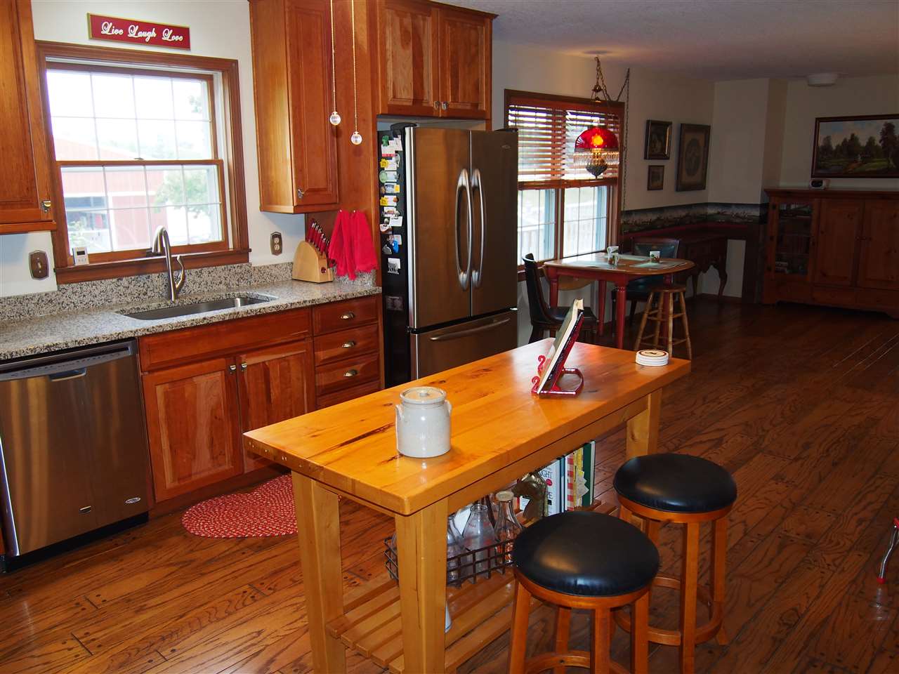 422 West Gump Road Fort Wayne, IN 46845 - Photo 8 of 35 Gallery Image 8