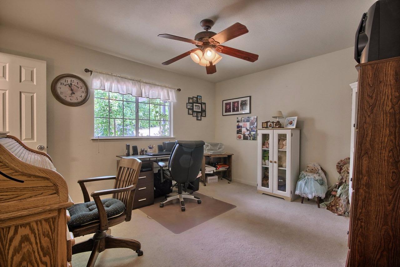 46002 Farmstead Road Coarsegold, CA 93614 - Photo 24 of 45 Gallery Image 24