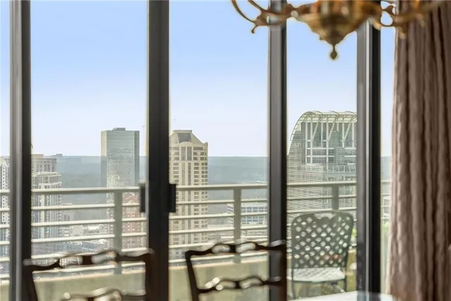 $1,100,000 | 750 Park Avenue Northeast, Unit 29E, Atlanta, GA 30326